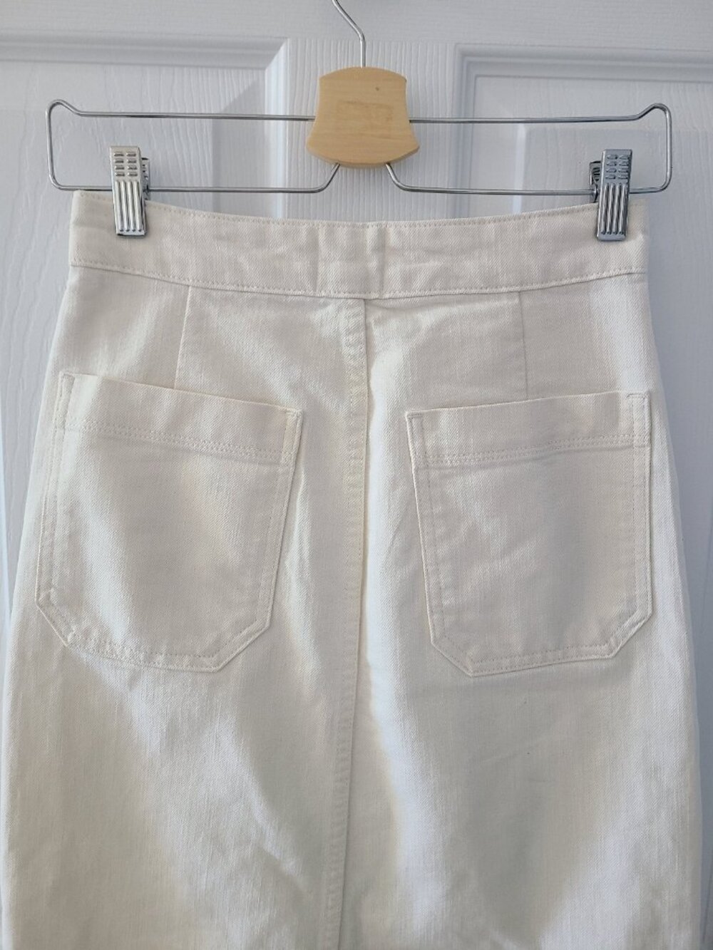 Goop G. Label Yu Denim Pencil Skirt Midi in Natural size 27 - Picture 6 of 9